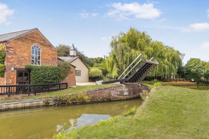 Aynho Road Adderbury